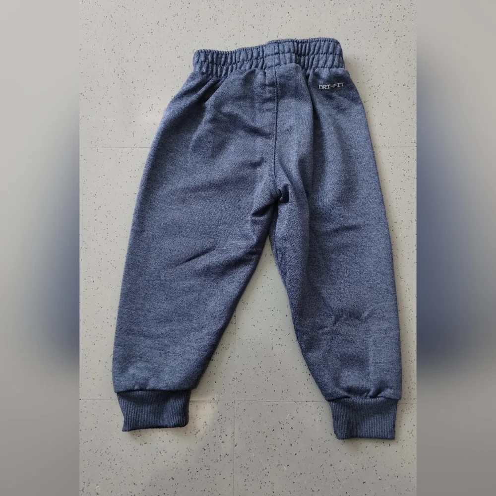 Nike Dri-Fit toddler boy size 3T blue sweatpants Joggers - Picture 3 of 14